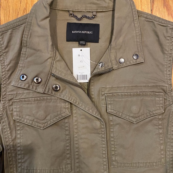 Banana Republic Jackets & Blazers - Banana Republic Olive Green Military-Style Jacket